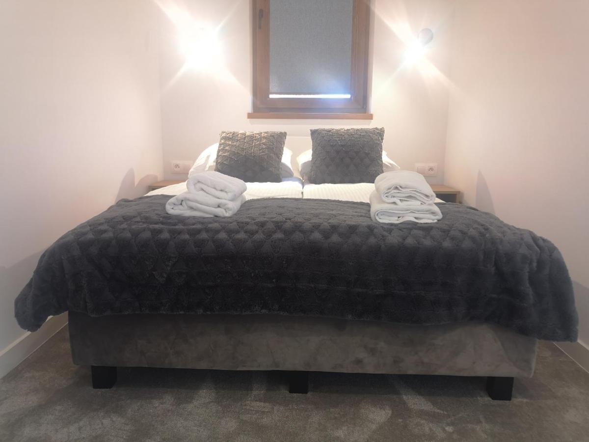 Prywatny Apartament W Hotelu C8 - 365Pam Сарбіново Екстер'єр фото